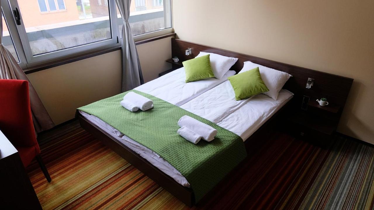 Hotel Richi Зеница Екстериор снимка