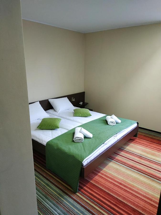 Hotel Richi Зеница Екстериор снимка