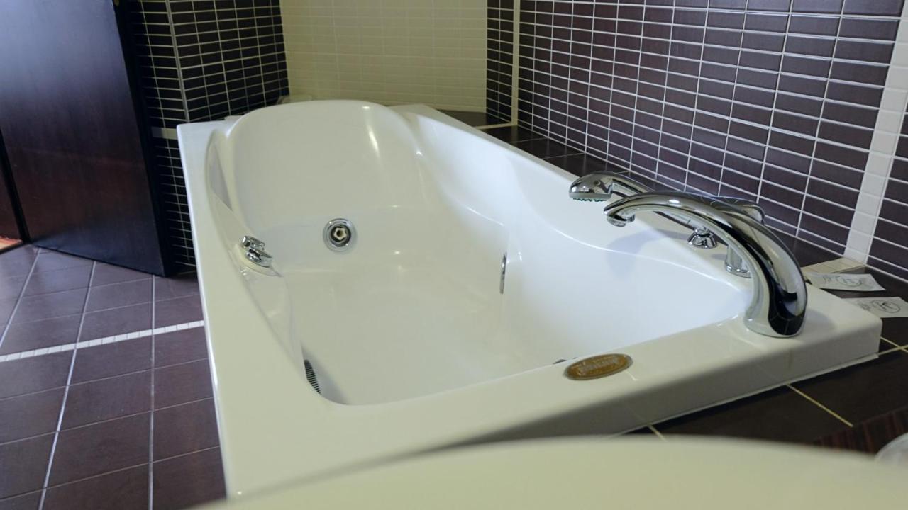Hotel Richi Зеница Екстериор снимка
